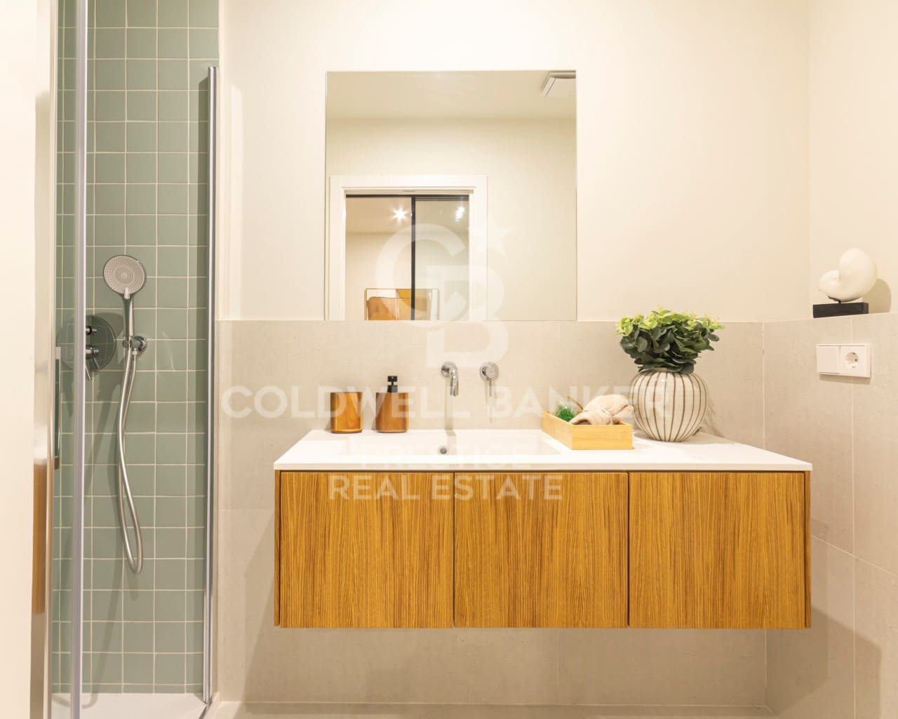 3 bedroom Flat for sale in Barcelona city - € 900,000 (Ref: 9579056)