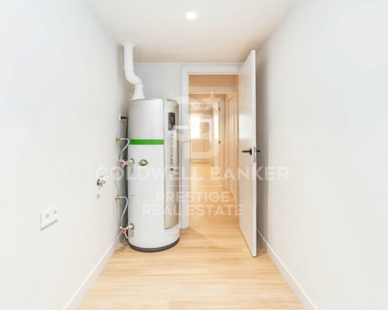 4 bedroom Flat for sale in Barcelona city - € 1,650,000 (Ref: 9579057)