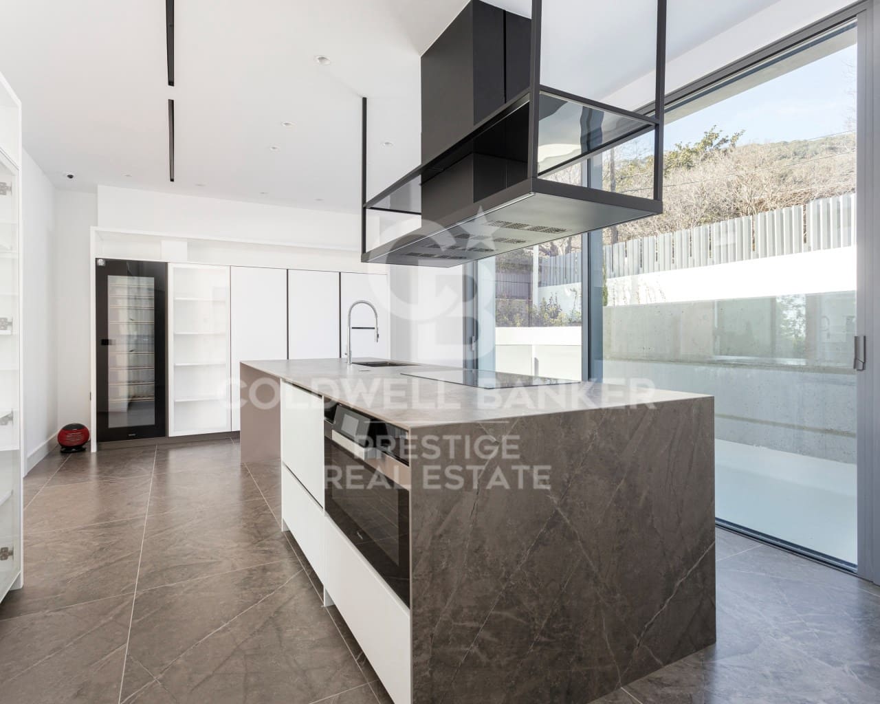 8 makuuhuone Huvila myytävänä paikassa Barcelona kaupunki mukana 
autotalli - 20 000 000 € (Ref: 9579062)