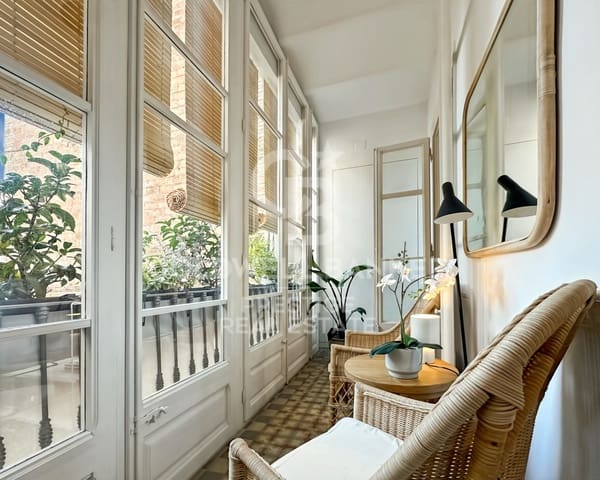 2 bedroom Flat for sale in L'Antiga Esquerra de L'Eixample, Barcelona city - € 920,000 (Ref: 9579074)