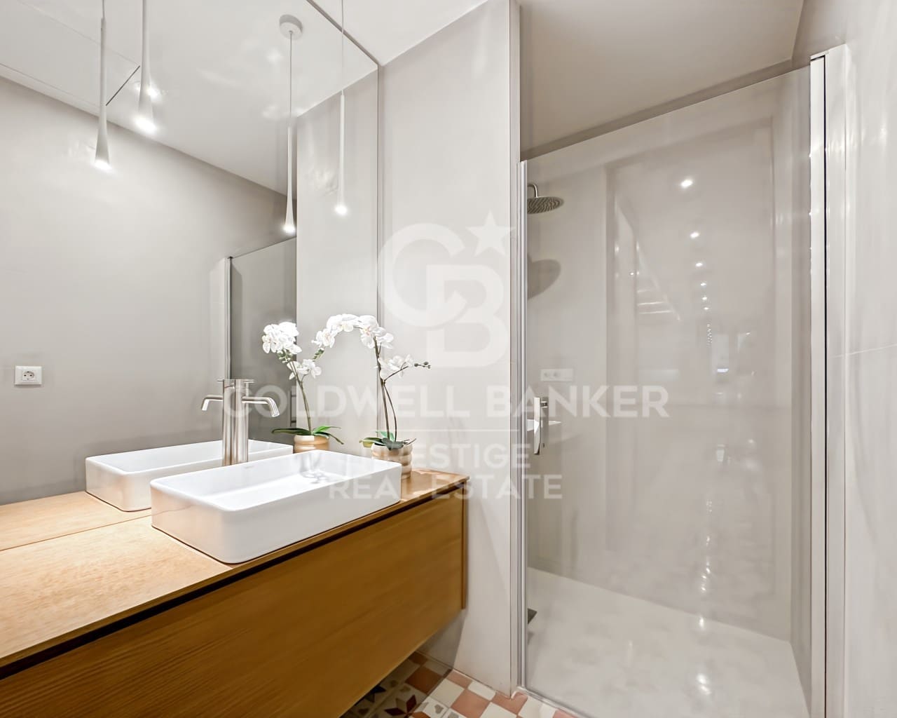 2 bedroom Flat for sale in Barcelona city - € 920,000 (Ref: 9579074)