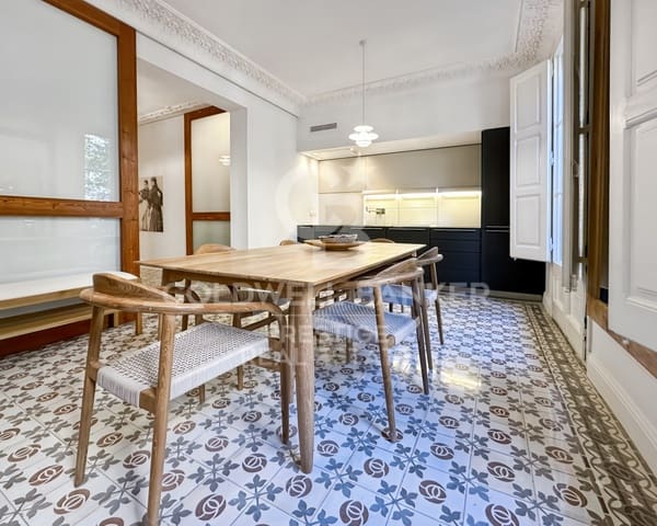 2 bedroom Flat for sale in L'Antiga Esquerra de L'Eixample, Barcelona city - € 920,000 (Ref: 9579074)