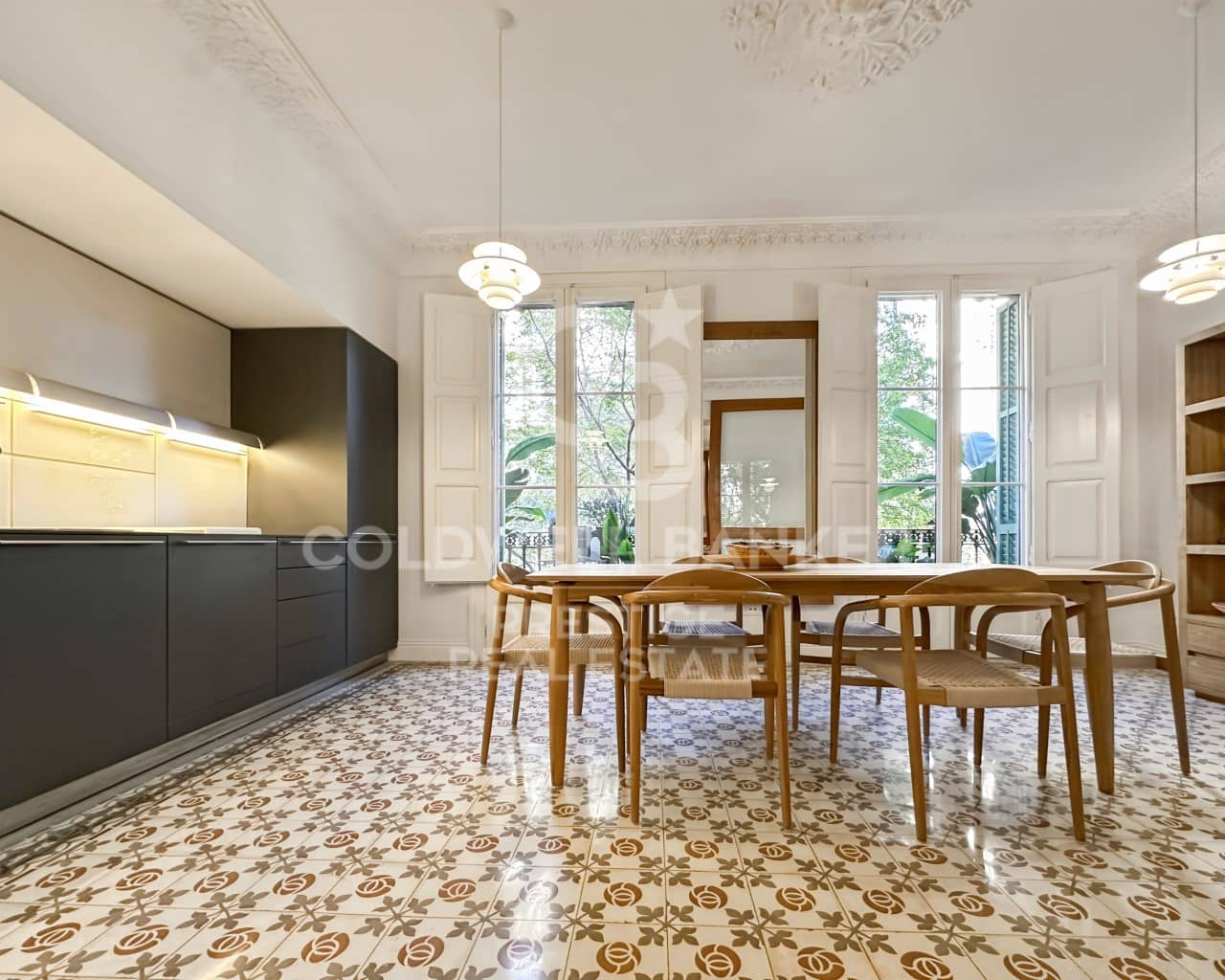 2 bedroom Flat for sale in Barcelona city - € 920,000 (Ref: 9579074)