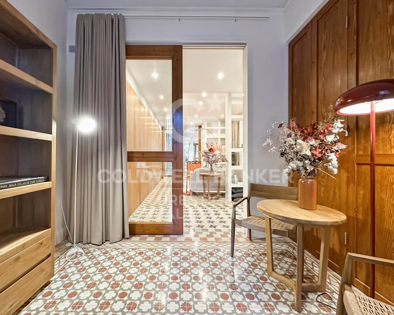 2 bedroom Flat for sale in Barcelona city - € 920,000 (Ref: 9579074)
