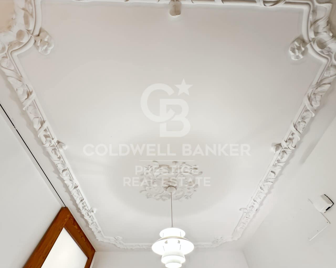 2 bedroom Flat for sale in Barcelona city - € 920,000 (Ref: 9579074)