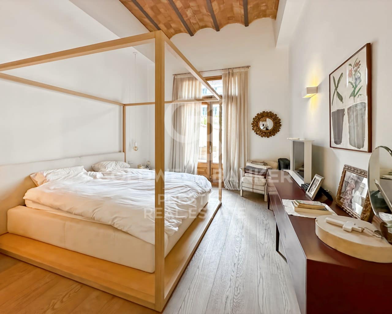 3 bedroom Flat for sale in Barcelona city - € 2,600,000 (Ref: 9579075)