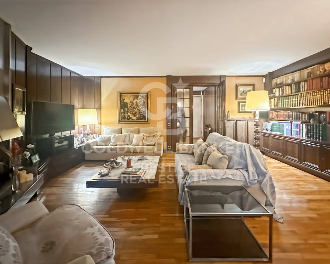 5 bedroom Flat for sale in Barcelona city - € 1,300,000 (Ref: 9579076)