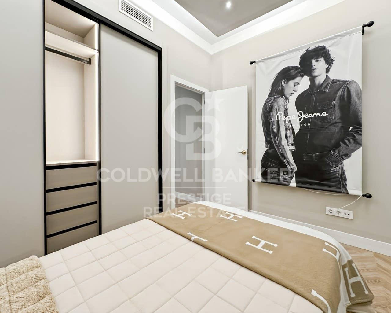 3 bedroom Flat for sale in Barcelona city - € 960,000 (Ref: 9579082)