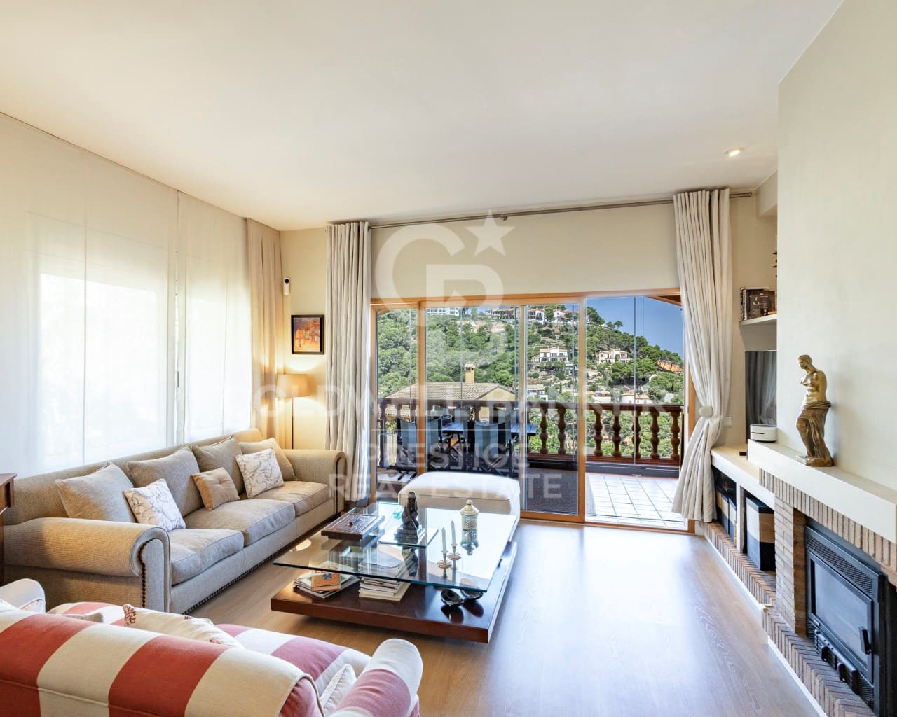 4 makuuhuone Paritalo myytävänä paikassa Begur mukana uima-altaan 
autotalli - 985 000 € (Ref: 9579088)