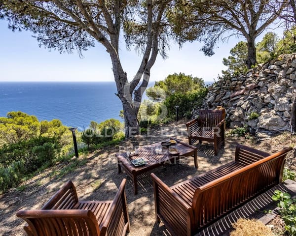 4 makuuhuone Paritalo myytävänä paikassa Begur mukana uima-altaan 
autotalli - 985 000 € (Ref: 9579088)