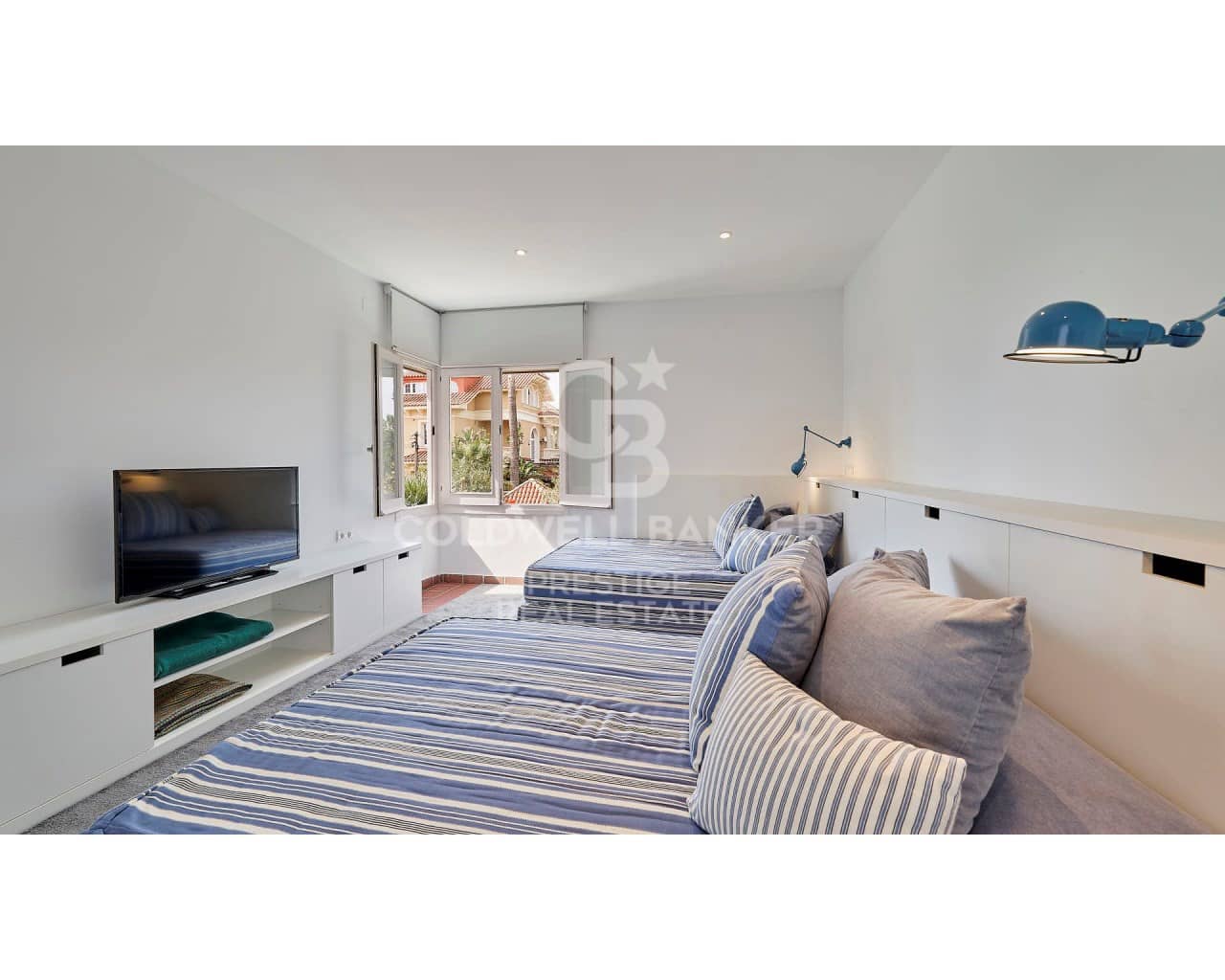 6 bedroom Villa for sale in Sitges with pool garage - € 6,700,000 (Ref: 9579089)