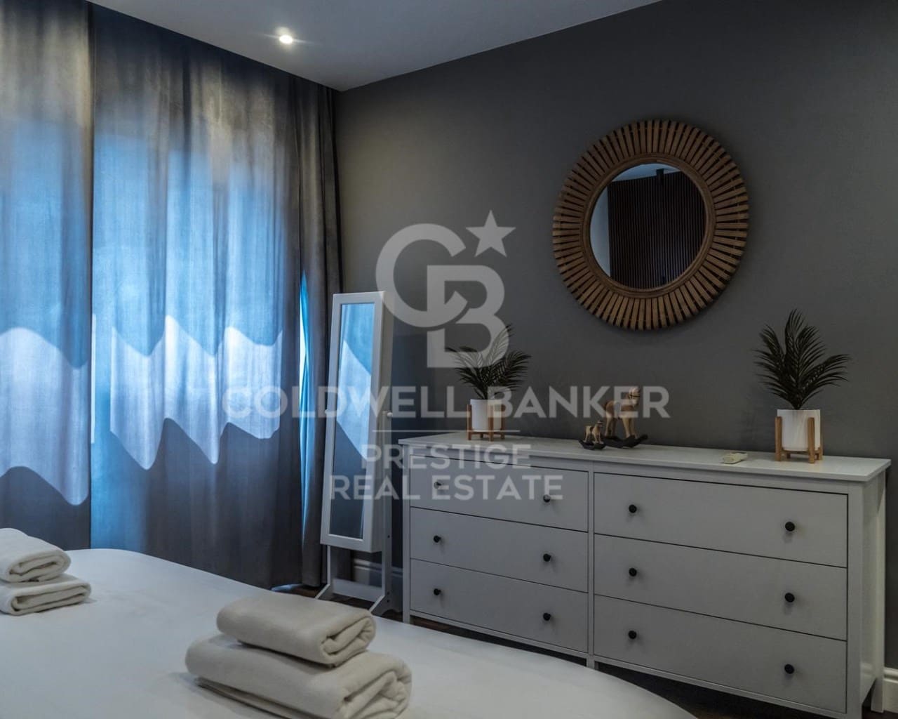 Chalet de 5 habitaciones en Castelldefels en venta con garaje - 1.890.000 € (Ref: 9579093)