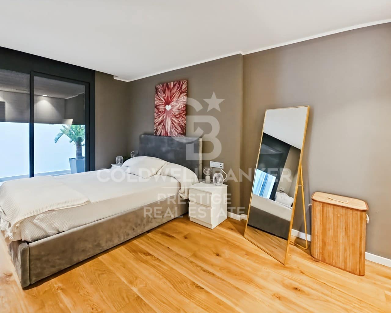 4 bedroom Townhouse for sale in Esplugues de Llobregat with garage - € 1,250,000 (Ref: 9579094)