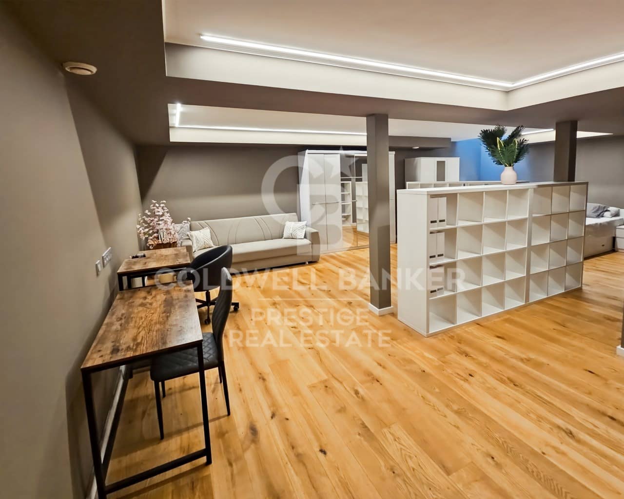 4 bedroom Townhouse for sale in Esplugues de Llobregat with garage - € 1,250,000 (Ref: 9579094)