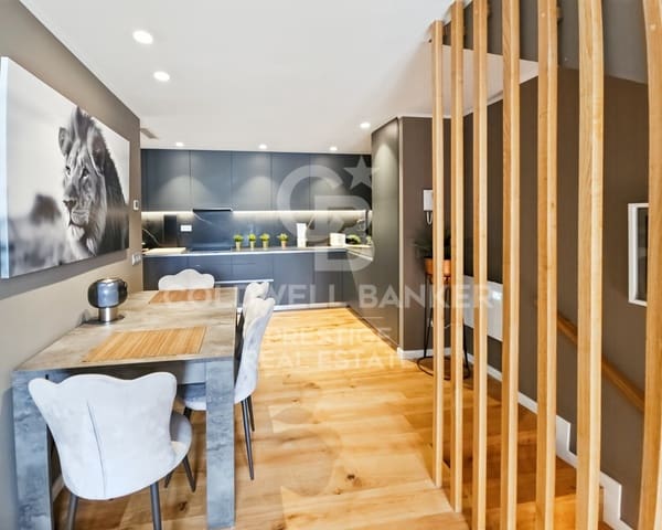 4 quarto Casa em Banda para venda em Esplugues de Llobregat com garagem - 1 250 000 € (Ref: 9579094)