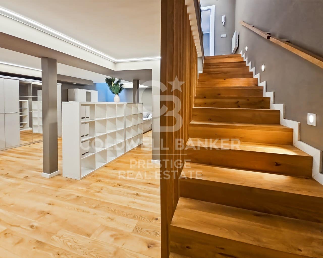 4 bedroom Townhouse for sale in Esplugues de Llobregat with garage - € 1,250,000 (Ref: 9579094)