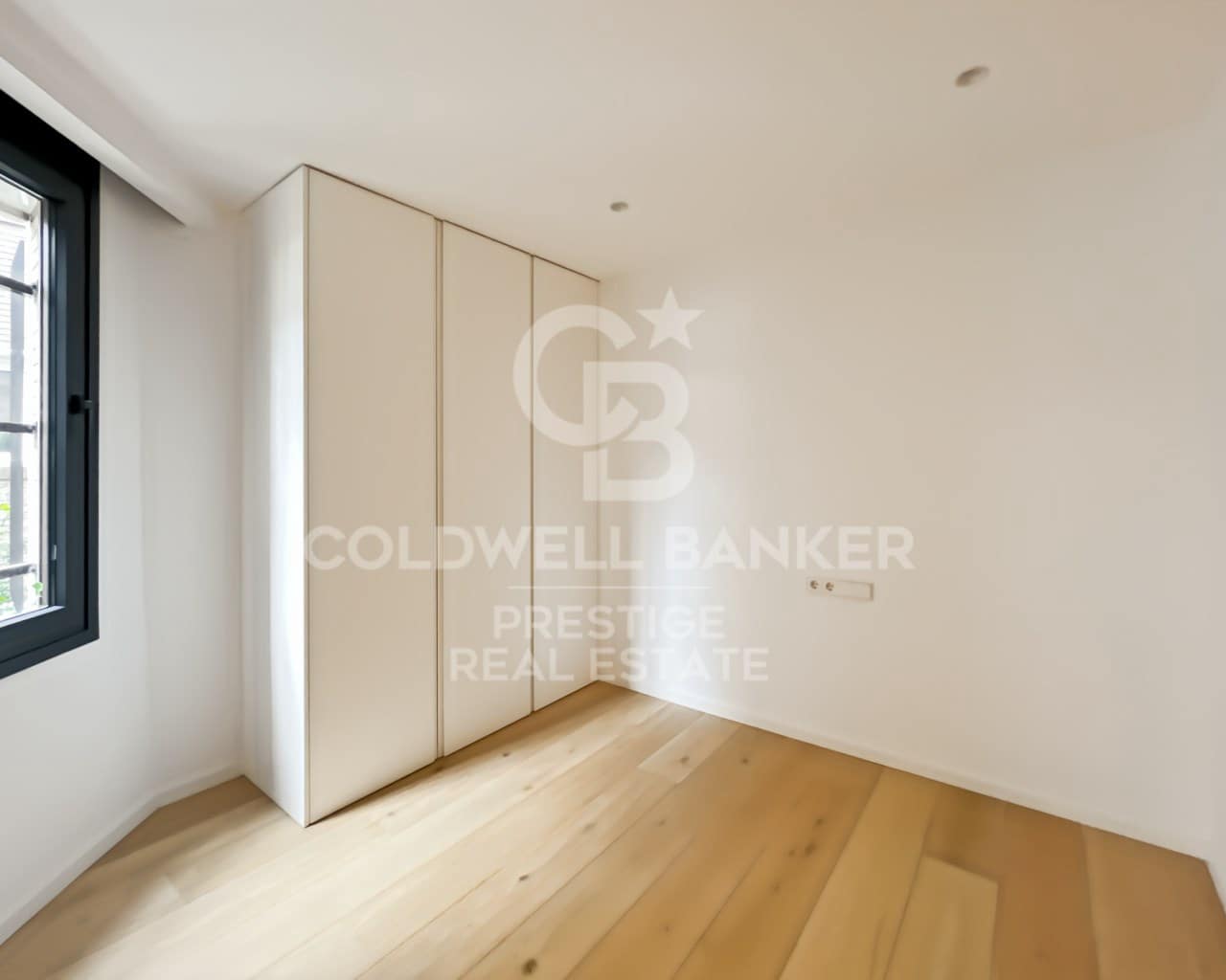 5 slaapkamer Flat te koop in Barcelona stad met garage - € 2.400.000 (Ref: 9579095)