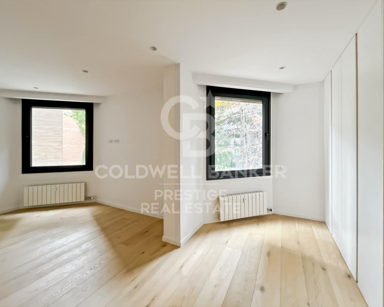 5 slaapkamer Flat te koop in Barcelona stad met garage - € 2.400.000 (Ref: 9579095)