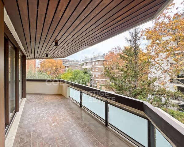 5 slaapkamer Flat te koop in Les Tres Torres, Barcelona stad met garage - € 2.400.000 (Ref: 9579095)