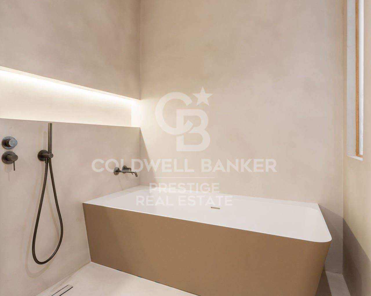 3 bedroom Flat for sale in Barcelona city - € 1,285,000 (Ref: 9579099)