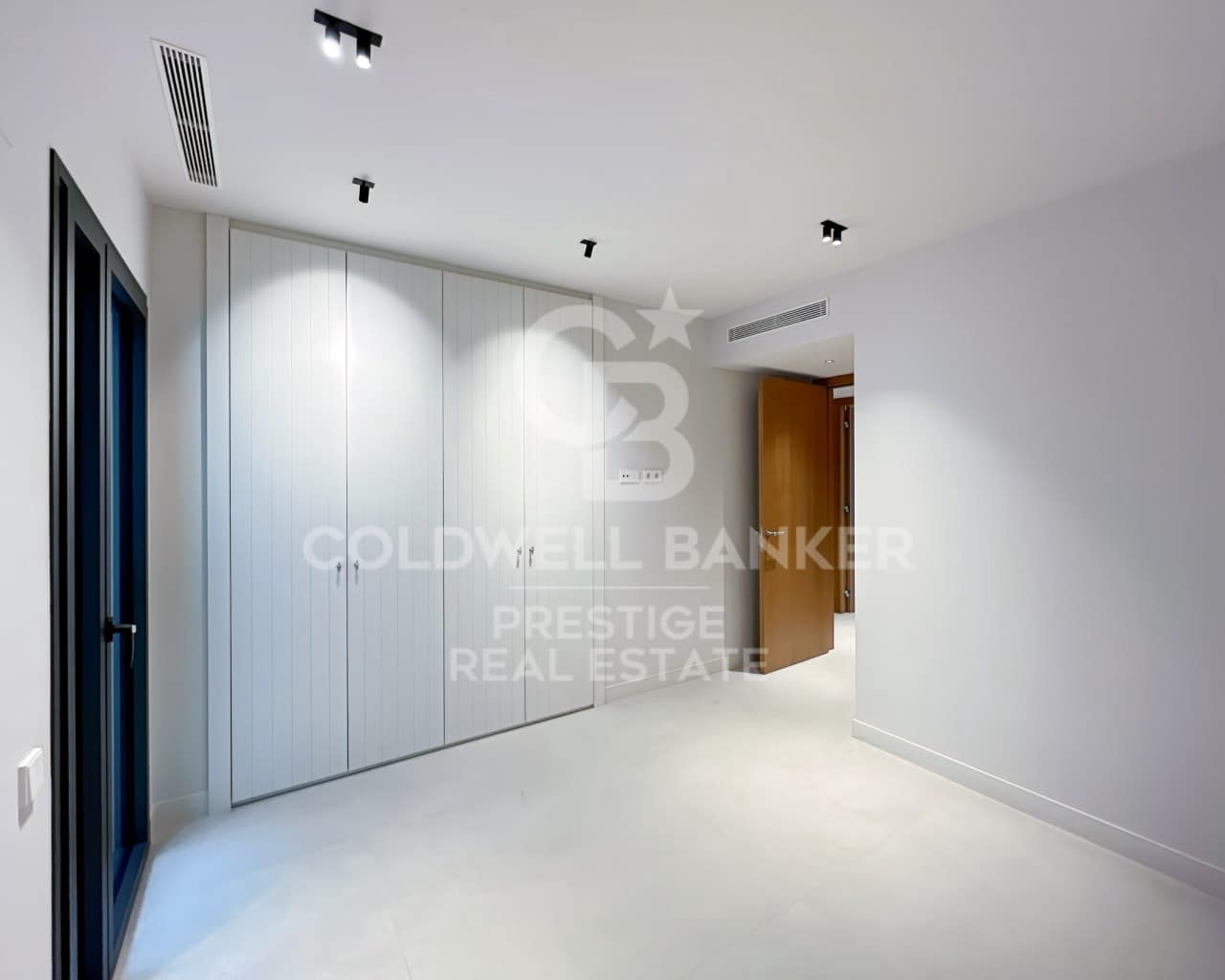 4 bedroom Flat for sale in Barcelona city with garage - € 1,773,000 (Ref: 9579107)