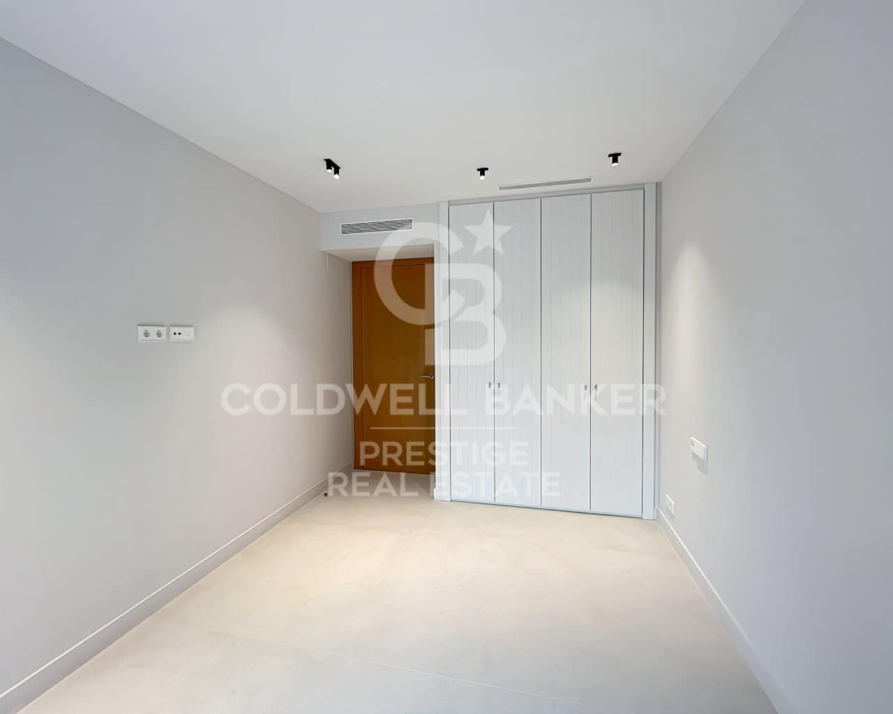 4 soveværelse Lejlighed til salg i Barcelona by med garage - € 1.726.000 (Ref: 9579108)