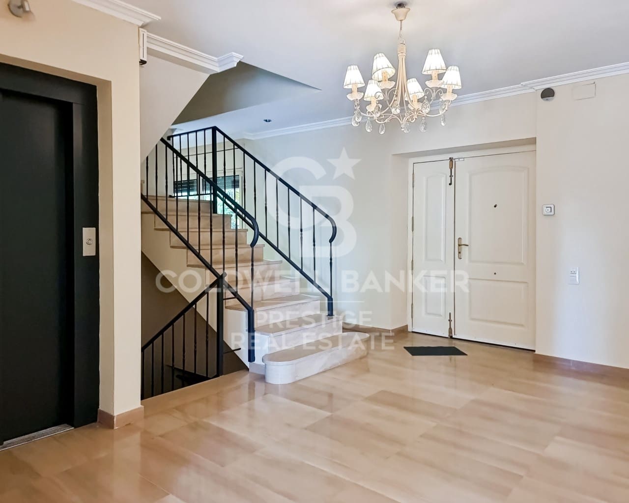 5 chambre Villa/Maison à vendre à Esplugues de Llobregat avec garage - 2 950 000 € (Ref: 9579111)