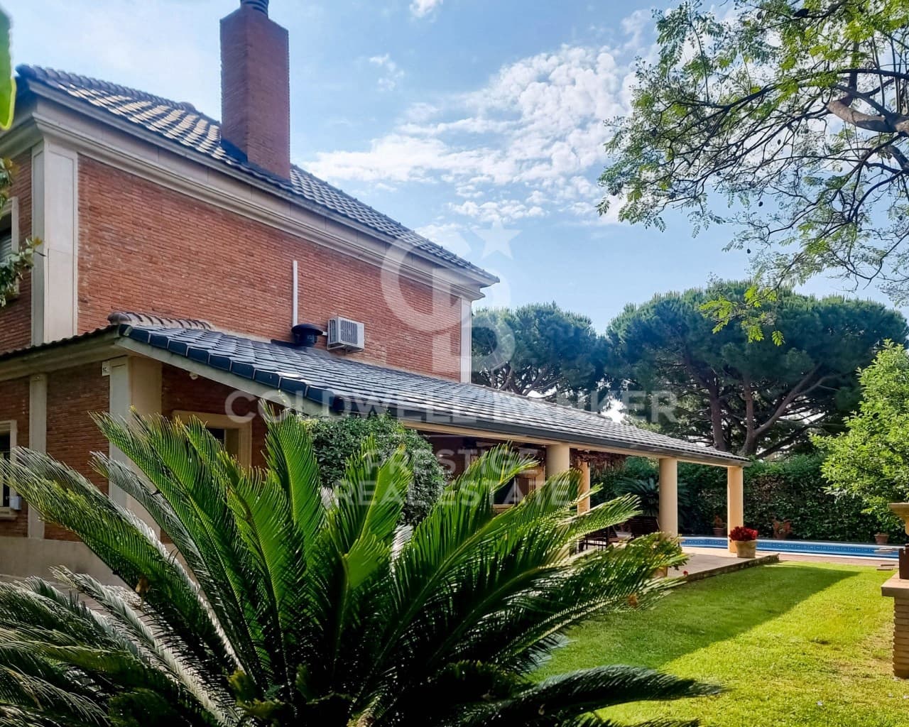 5 chambre Villa/Maison à vendre à Esplugues de Llobregat avec garage - 2 950 000 € (Ref: 9579111)