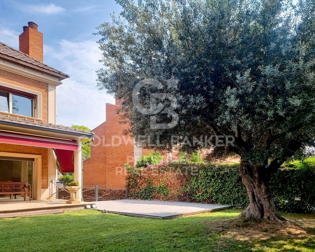 5 chambre Villa/Maison à vendre à Esplugues de Llobregat avec garage - 2 950 000 € (Ref: 9579111)