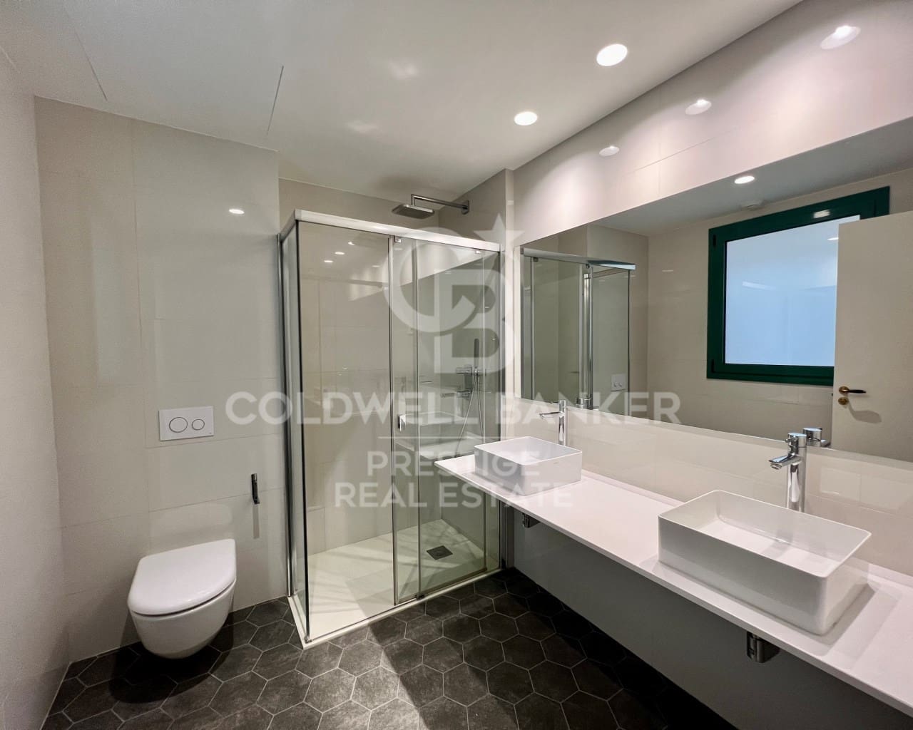 2 slaapkamer Flat te koop in Barcelona stad met zwembad - € 920.000 (Ref: 9579112)