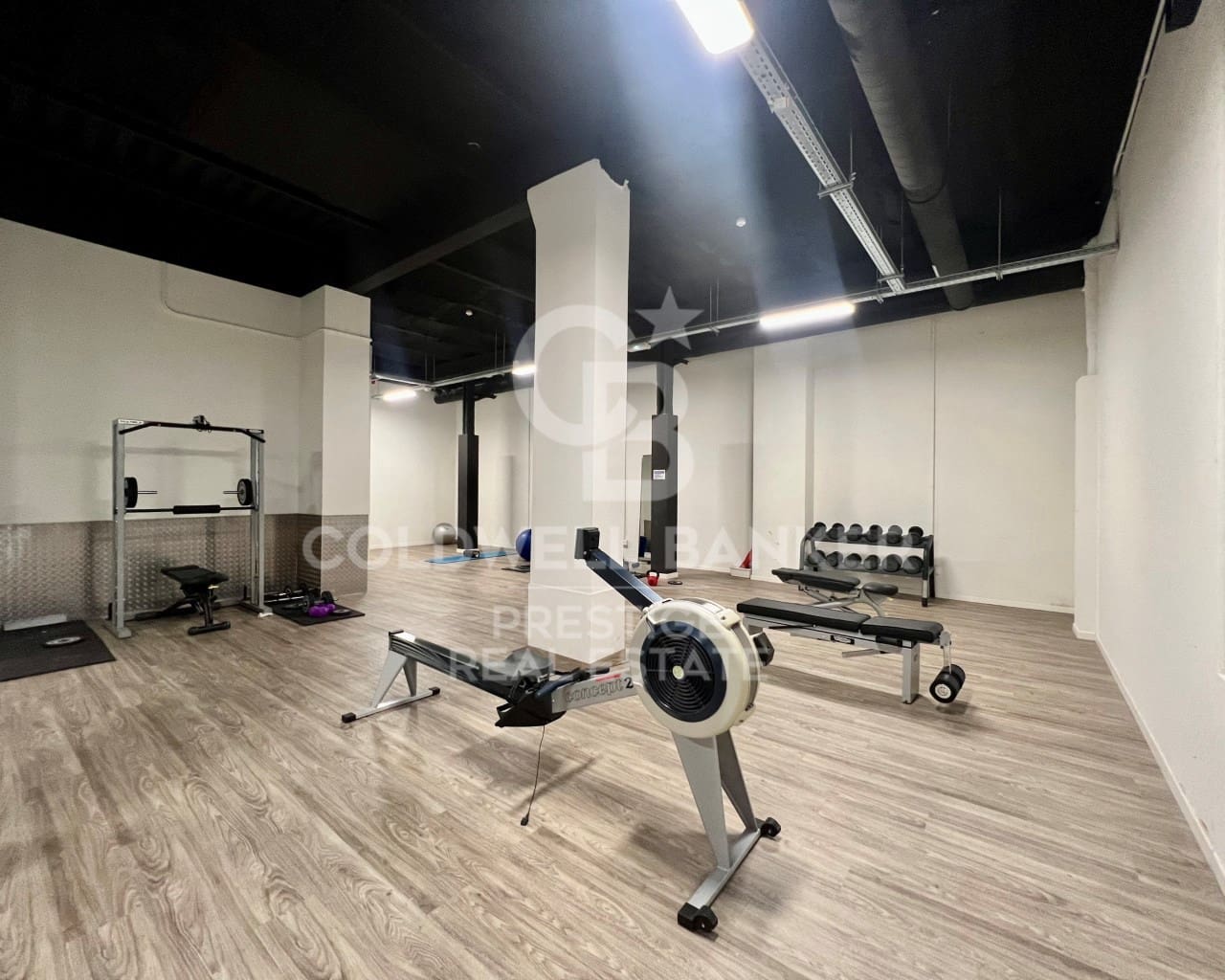 2 slaapkamer Flat te koop in Barcelona stad met zwembad - € 920.000 (Ref: 9579112)