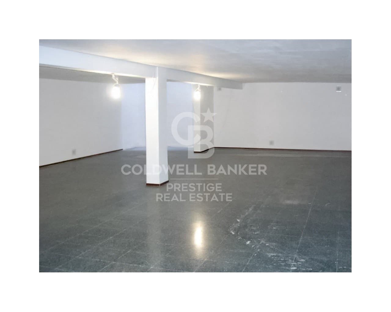 Local Comercial en Barcelona ciudad en venta - 425.000 € (Ref: 9579114)