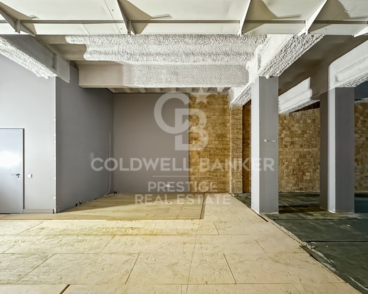 Commercieel te huur in Barcelona stad - € 7.900 (Ref: 9579117)