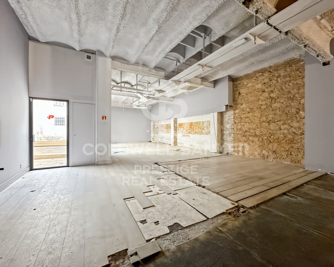 Commercieel te huur in Barcelona stad - € 7.900 (Ref: 9579117)