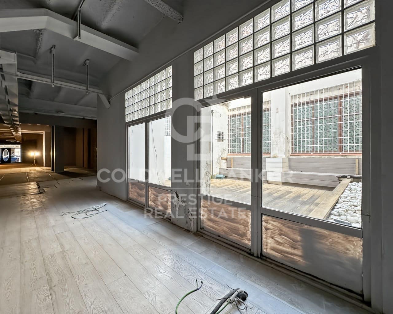 Commercieel te huur in Barcelona stad - € 7.900 (Ref: 9579117)