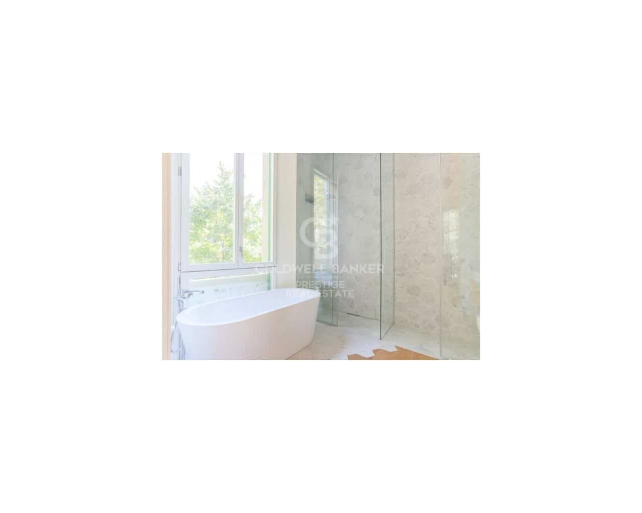 Apartament na sprzedaż w Miasto Barcelona z basenem - 1 400 000 € (Ref: 9579126)