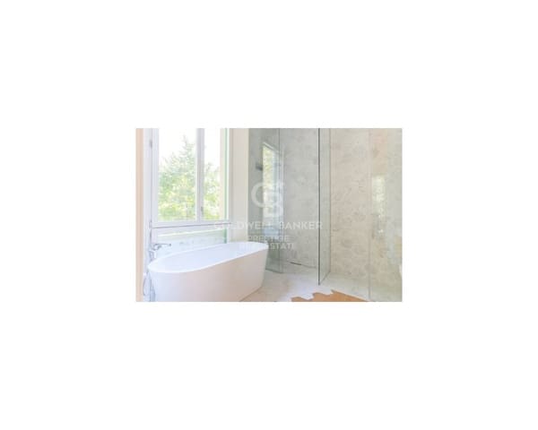 Apartament na sprzedaż w La Dreta de L'Eixample, Miasto Barcelona z basenem - 1 400 000 € (Ref: 9579126)