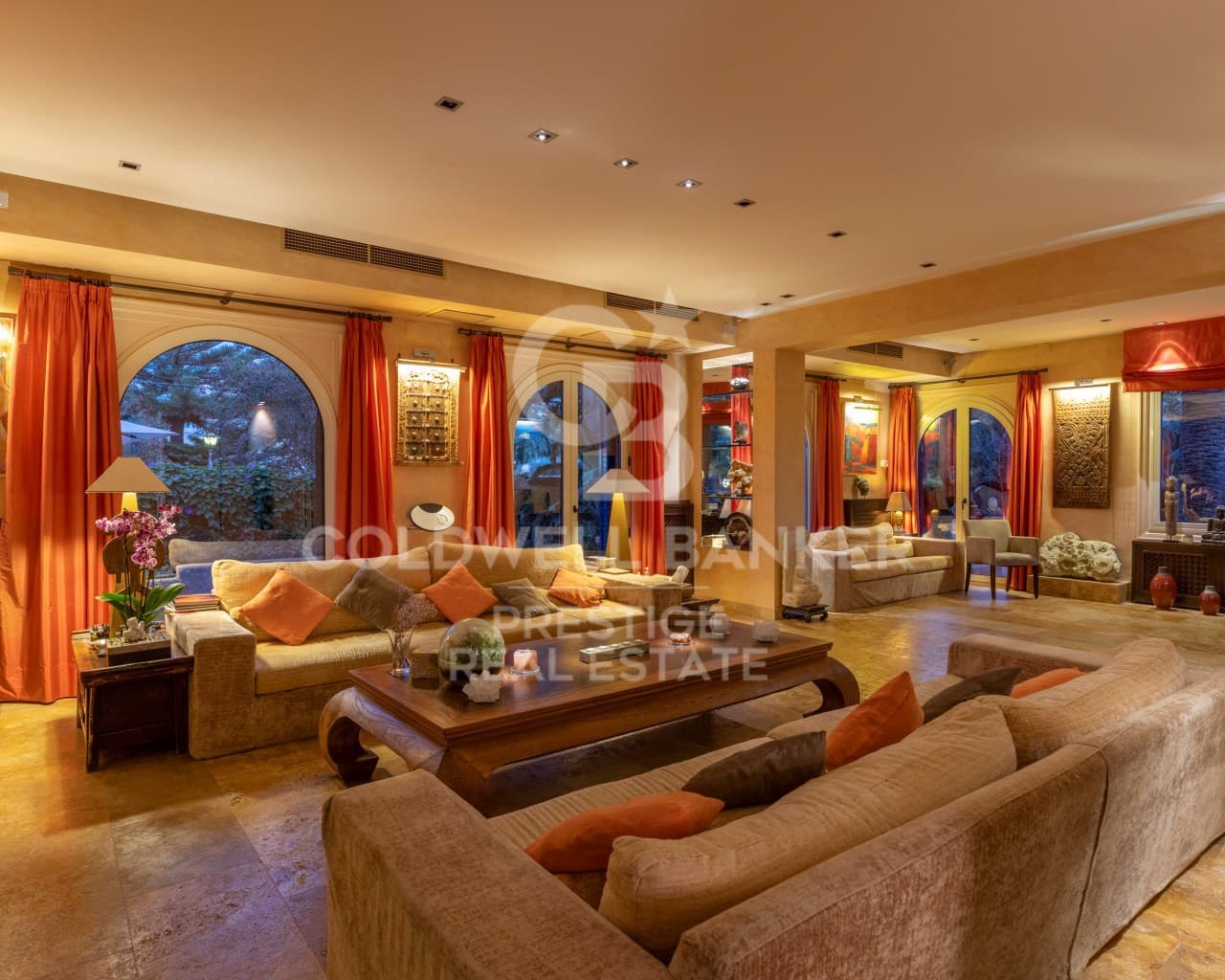 8 bedroom Villa for sale in Sitges with pool garage - € 8,000,000 (Ref: 9586596)