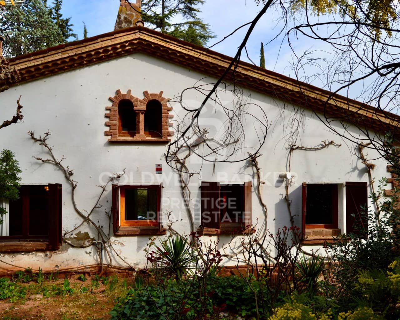 Finca/Casa Rural de 4 habitaciones en Castellví de Rosanes en venta con garaje - 650.000 € (Ref: 9591388)