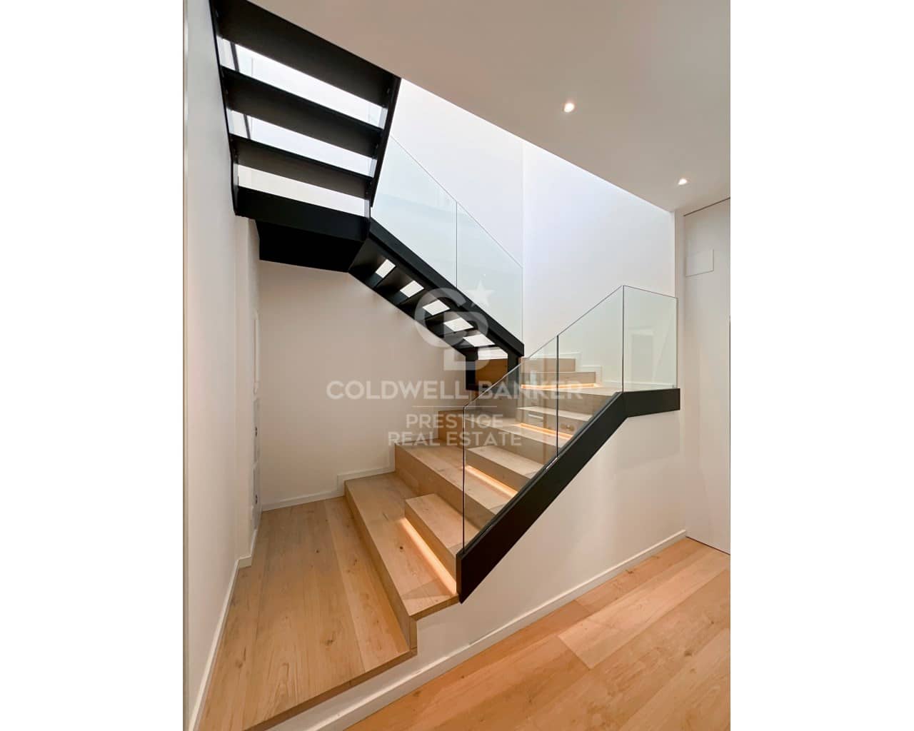 3 soverom Penthouse til salgs i Barcelona by - € 4 800 000 (Ref: 9604897)