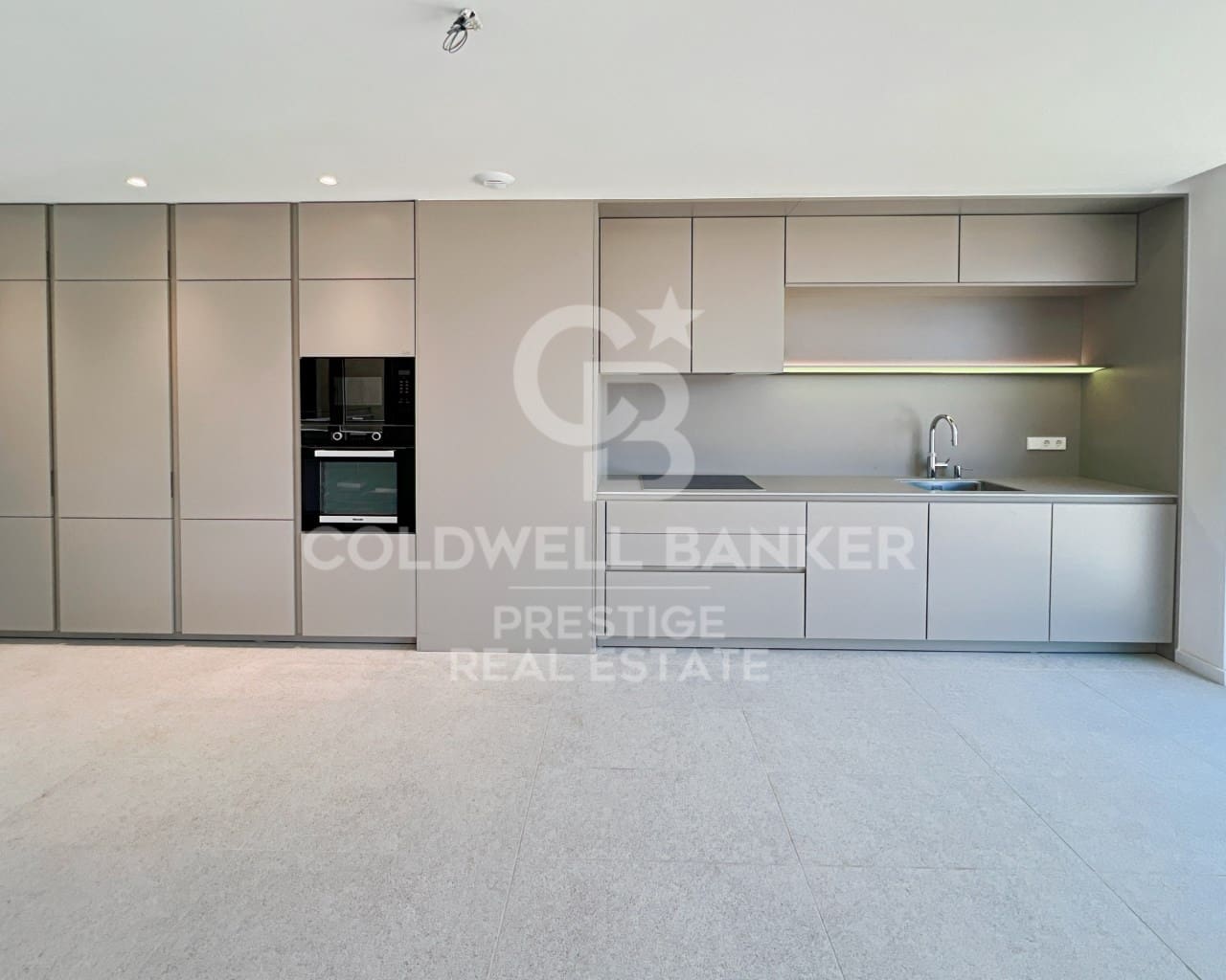 3 soverom Penthouse til salgs i Barcelona by - € 4 800 000 (Ref: 9604897)