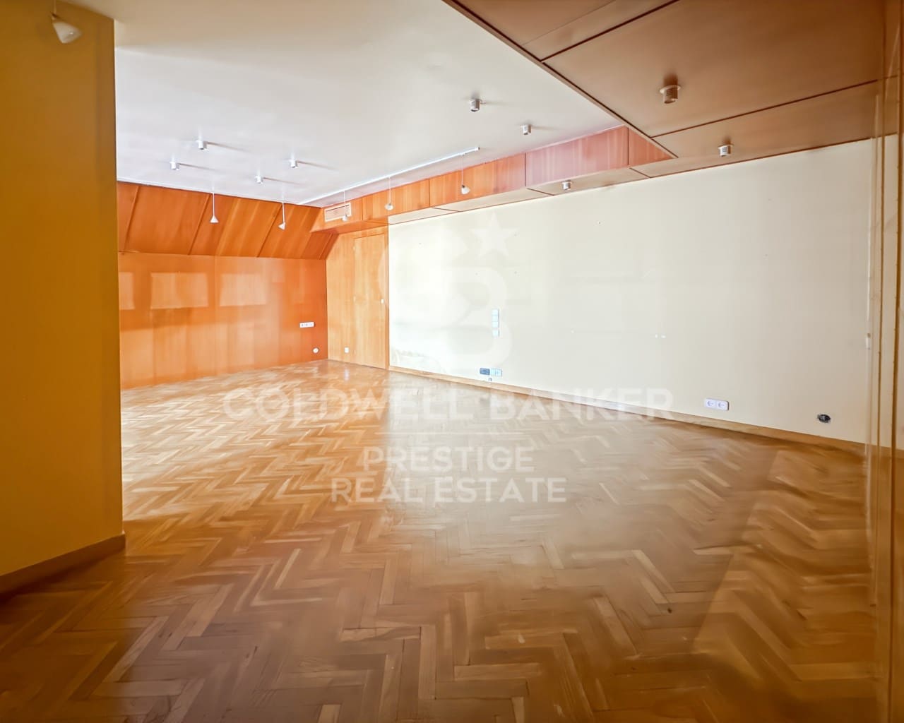 7 soveværelse Penthouse til salg i Barcelona by med garage - € 2.900.000 (Ref: 9616172)