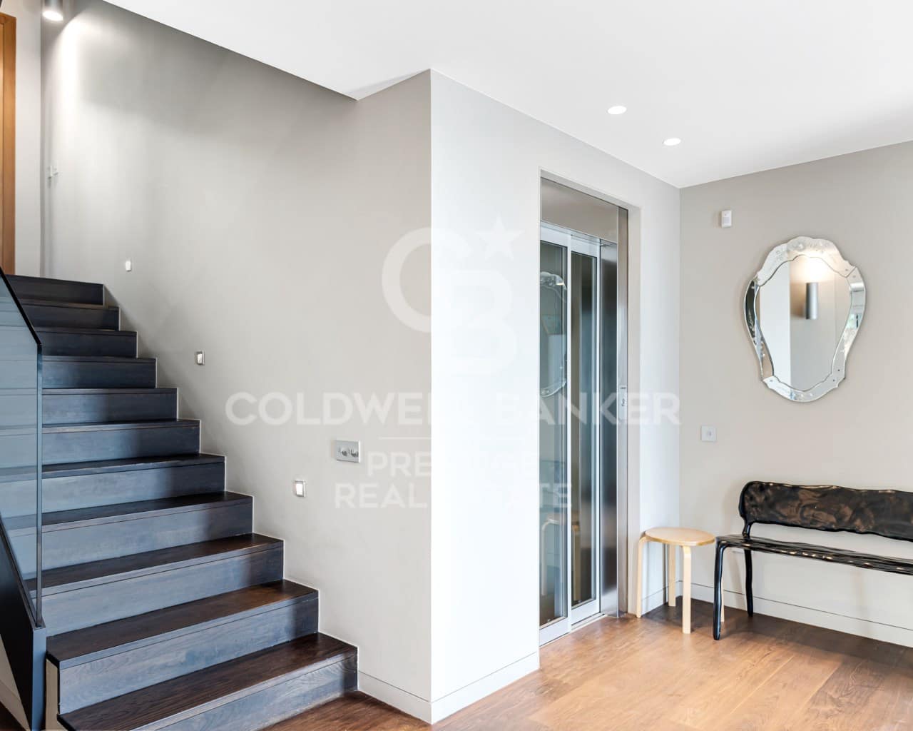 6 soverom Villa til salgs i Barcelona by med svømmebasseng garasje - € 5 900 000 (Ref: 9616173)