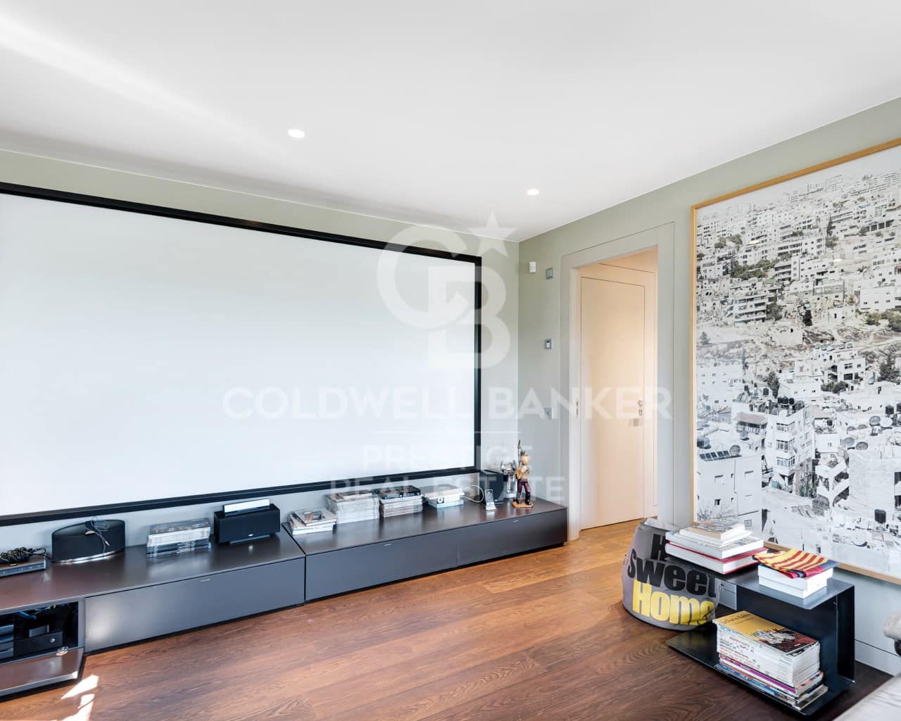 6 soverom Villa til salgs i Barcelona by med svømmebasseng garasje - € 5 900 000 (Ref: 9616173)