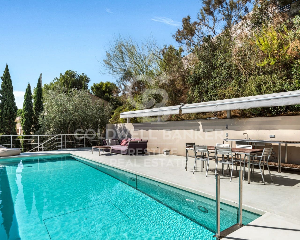 6 soverom Villa til salgs i Barcelona by med svømmebasseng garasje - € 5 900 000 (Ref: 9616173)