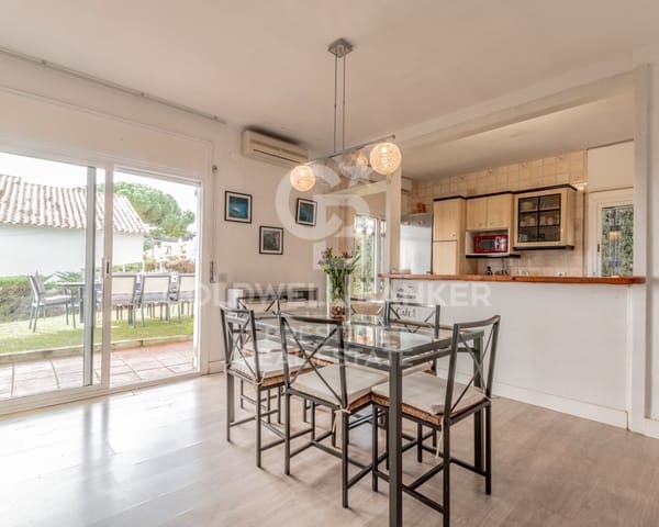 4 soveværelse Villa til salg i Sant Feliu de Guíxols - € 680.000 (Ref: 9625771)