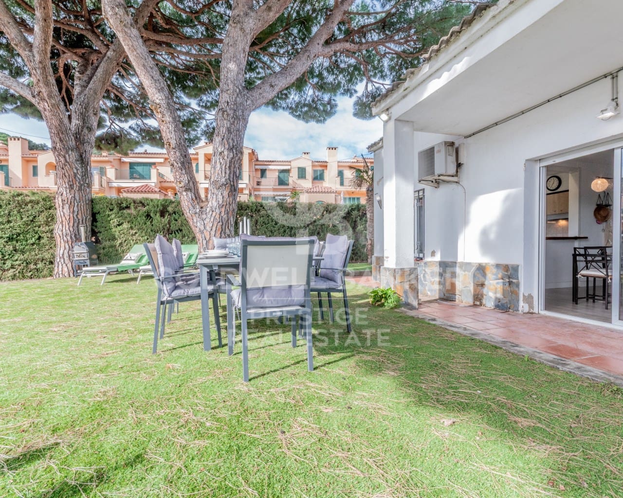 4 soveværelse Villa til salg i Sant Feliu de Guixols - € 680.000 (Ref: 9625771)