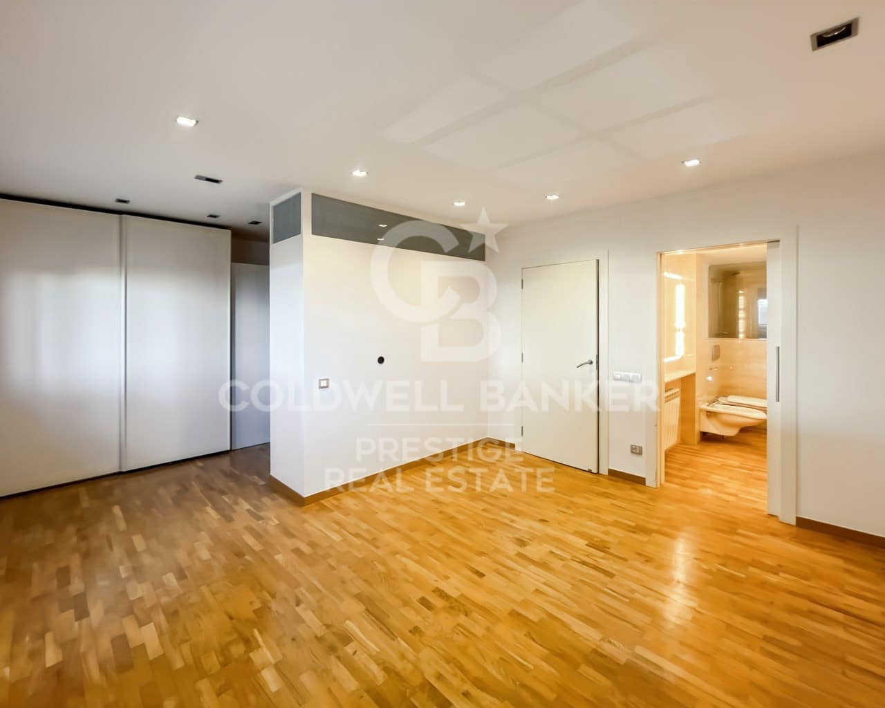 Piso de 3 habitaciones en Esplugues de Llobregat en venta con piscina garaje - 1.150.000 € (Ref: 9627657)