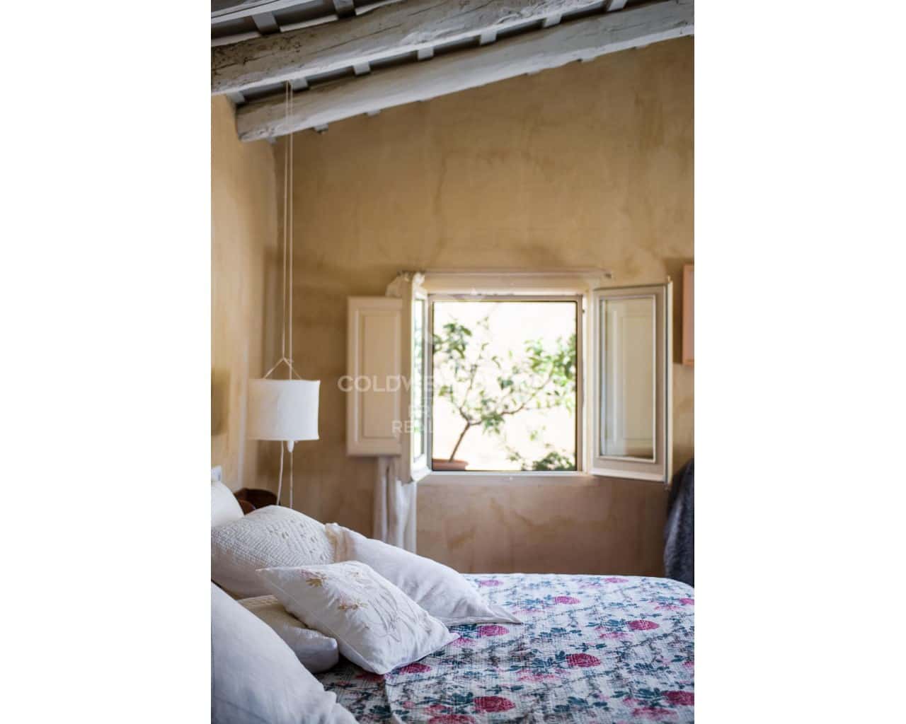 6 bedroom Finca/Country House for sale in Vilamacolum - € 1,590,000 (Ref: 9644656)