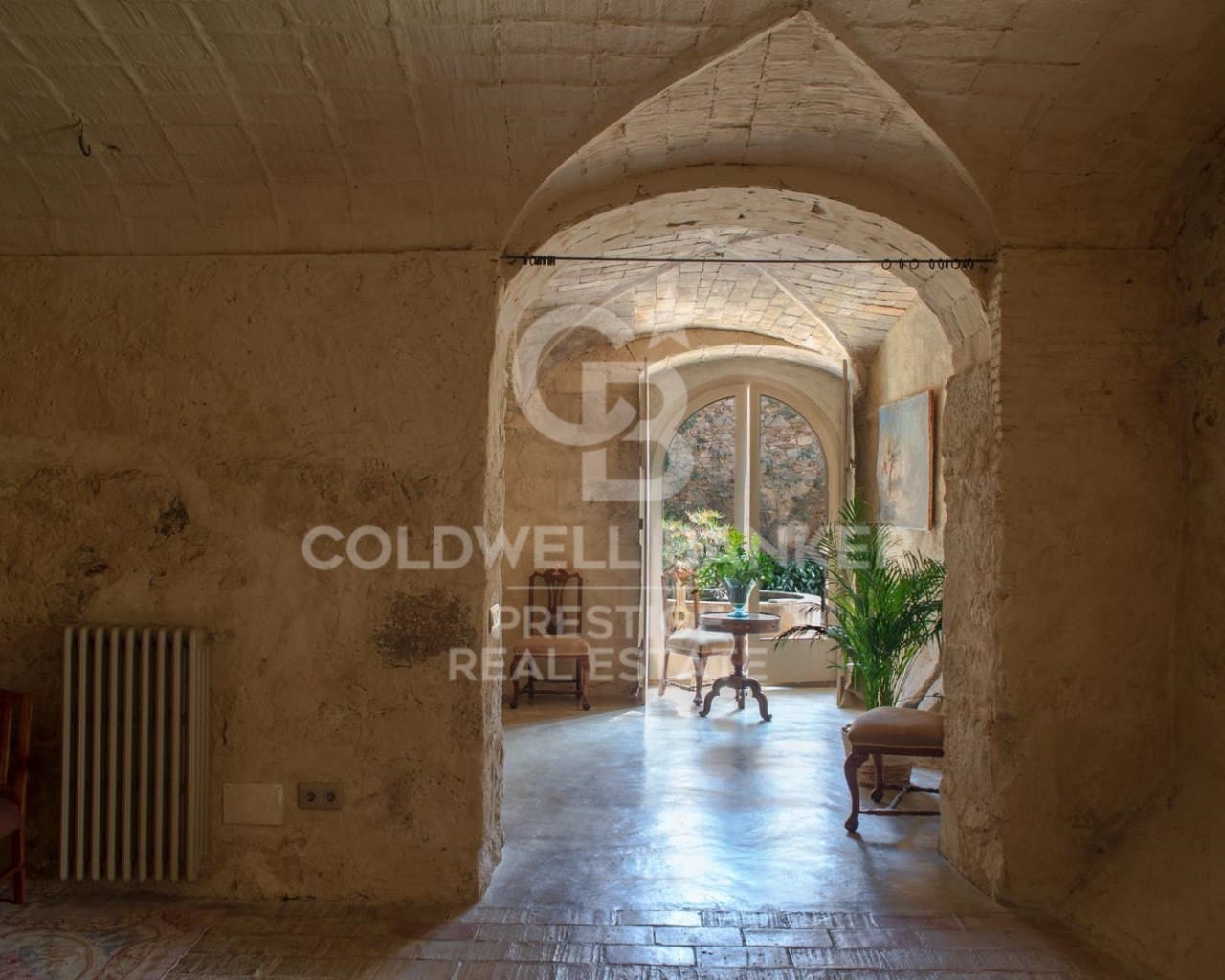 6 bedroom Finca/Country House for sale in Vilamacolum - € 1,590,000 (Ref: 9644656)